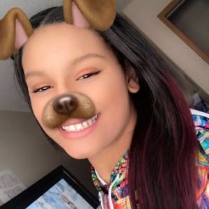 Meet your Posher, Janiqua